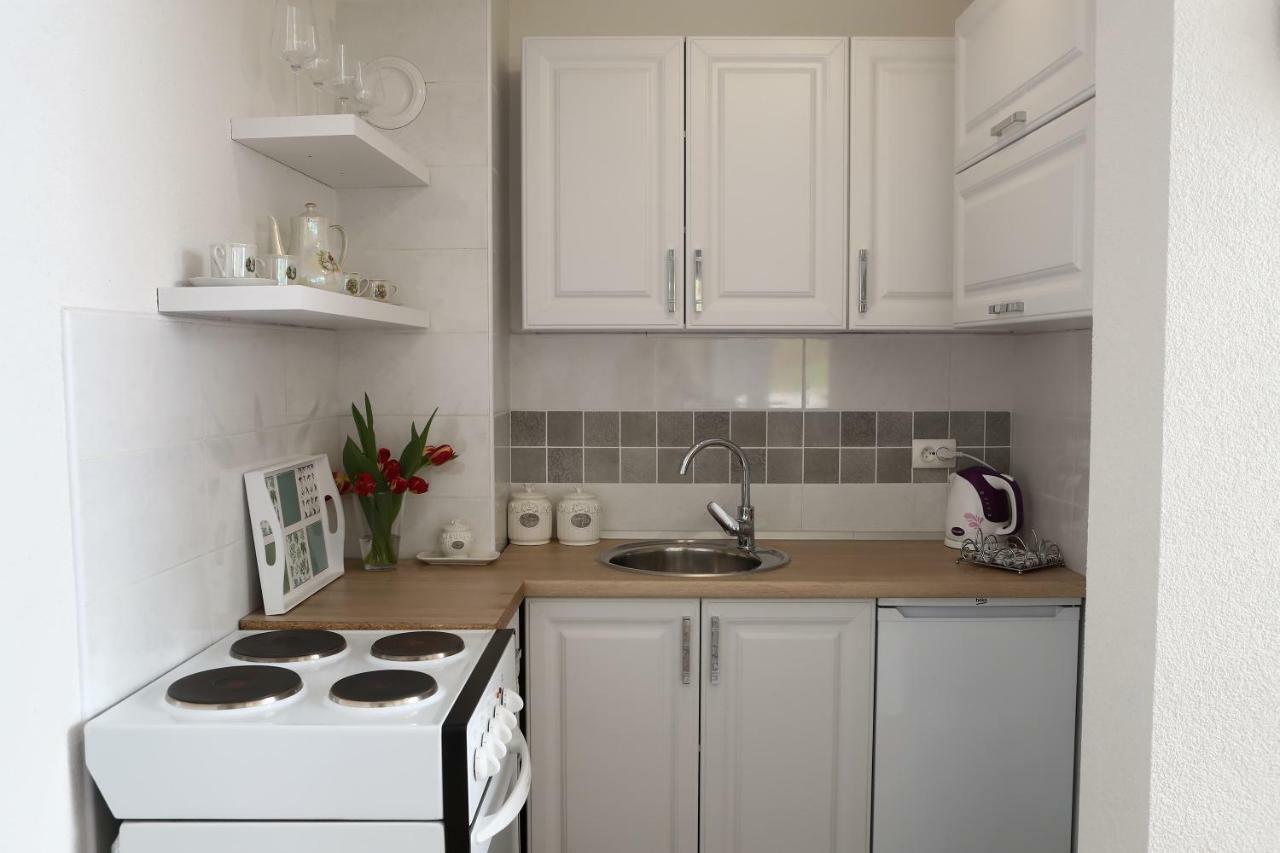 Apartman Sofia Оточац Экстерьер фото